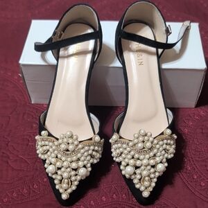 SHEIN Black Pointed-Toe Flats with Pearl Embellishment